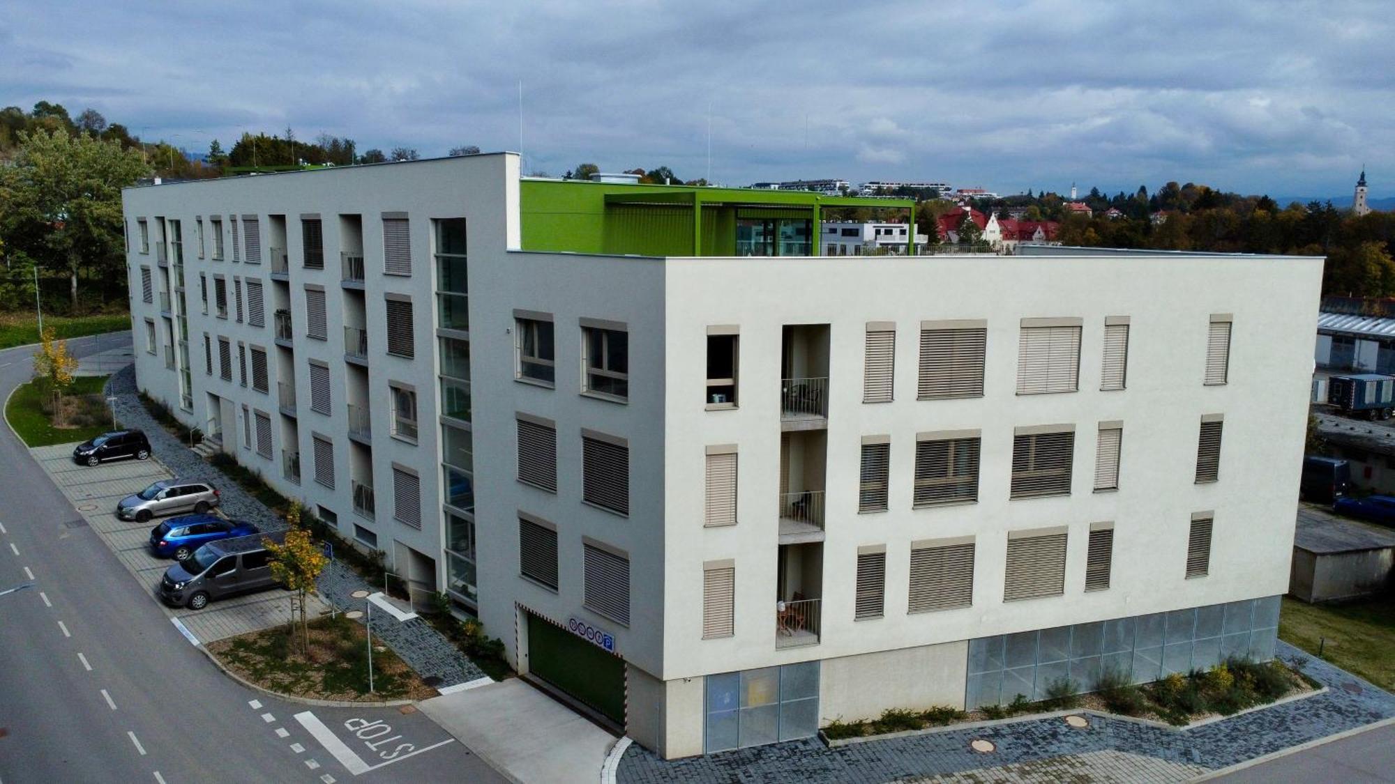 Simcity Vi I Park With Air Con, Garage,balcony And Self Check-in * Banska Bystrica